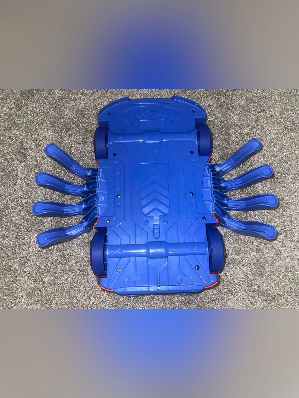 Hasbro Spider-Man Web crawler car red blue